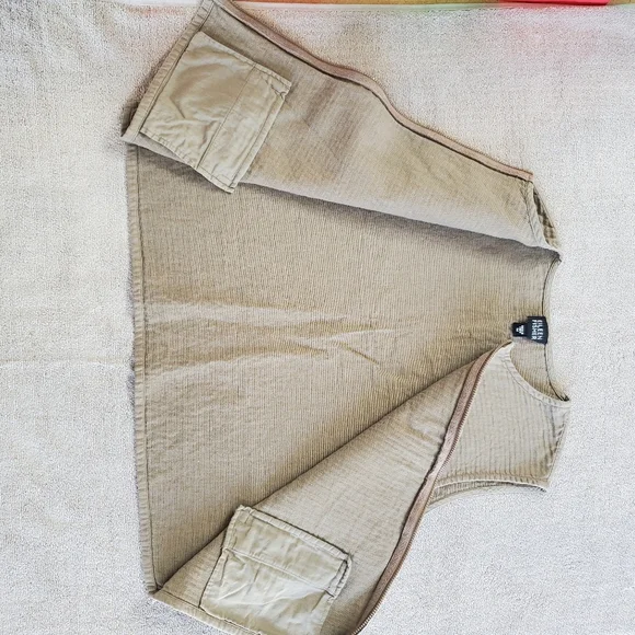 Eileen Fisher Zip Front Vest/Top - Picture 13 of 14